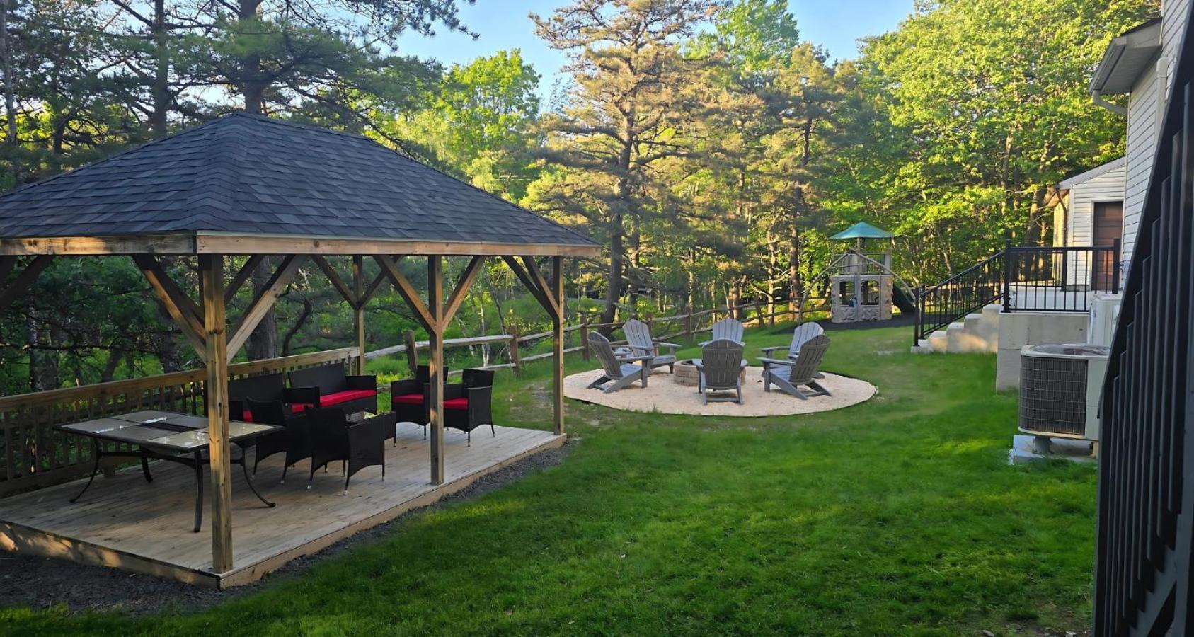 Peaceful Pocono Home With Hot Tub, Gym, & Office Long Pond المظهر الخارجي الصورة